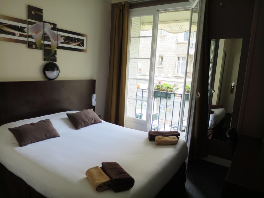 Hotel de la Paix Caen Habitación foto